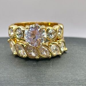 Gold Tone Bridal Set. 5 round stone Ring and 6 Marquis Stone Band. Size 7